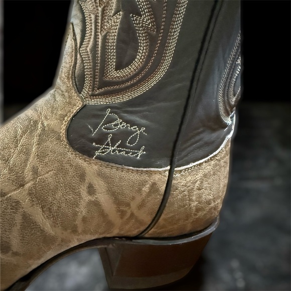 George Straight signed Authentic Elephant Boots by Tony Lama - Picture 2 of 16